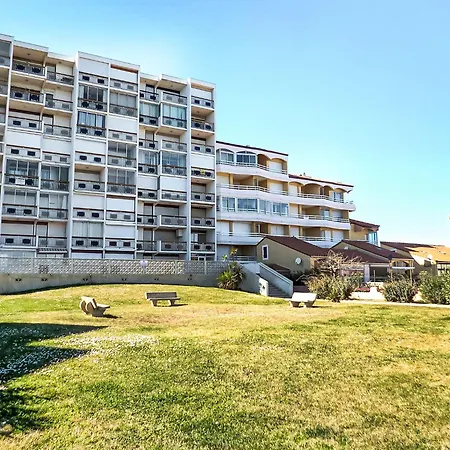 Apartment Amphitrite-2 By Interhome