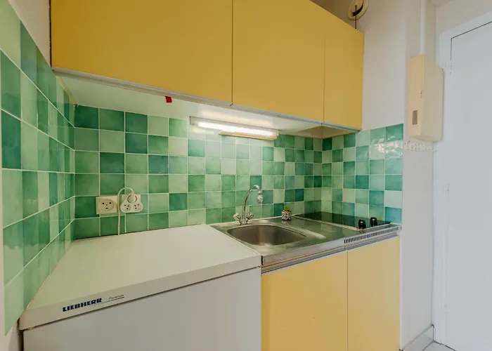 Amphitrite-2 By Interhome Appartement