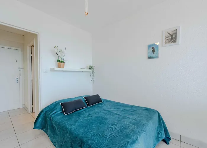 Amphitrite-2 By Interhome Appartement *